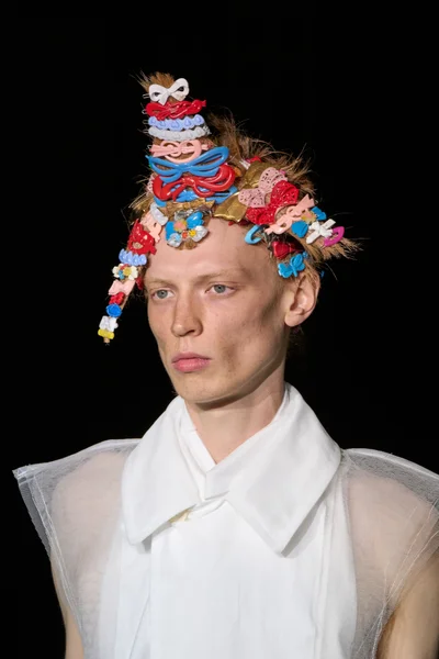 Look 95